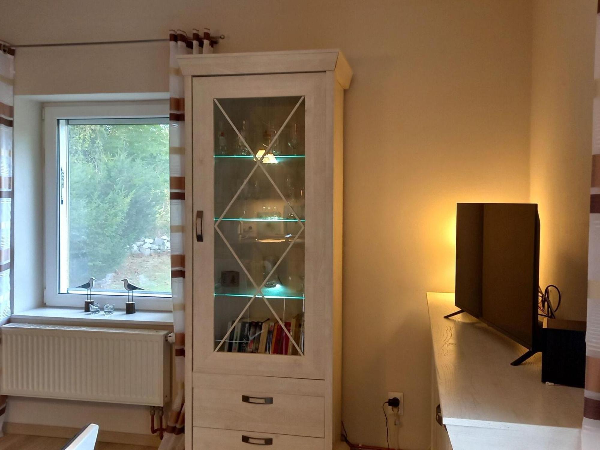 Elegant Apartment With Garden In 깅슈트 외부 사진